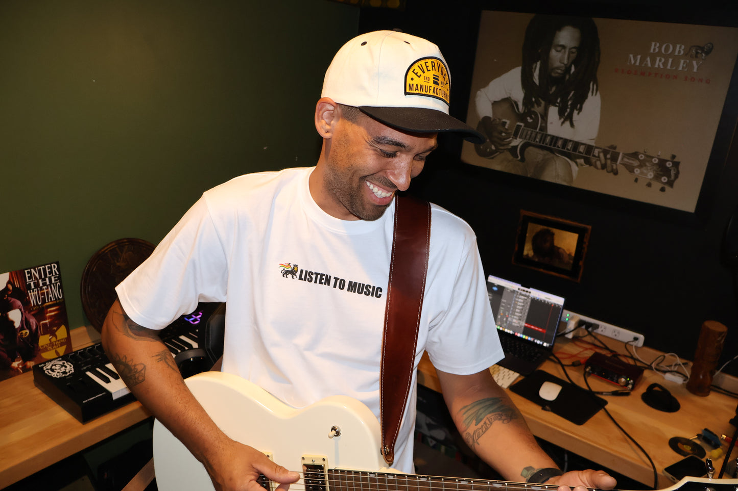 THE ROOTS TEE